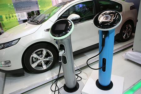 汽车多少v电正常